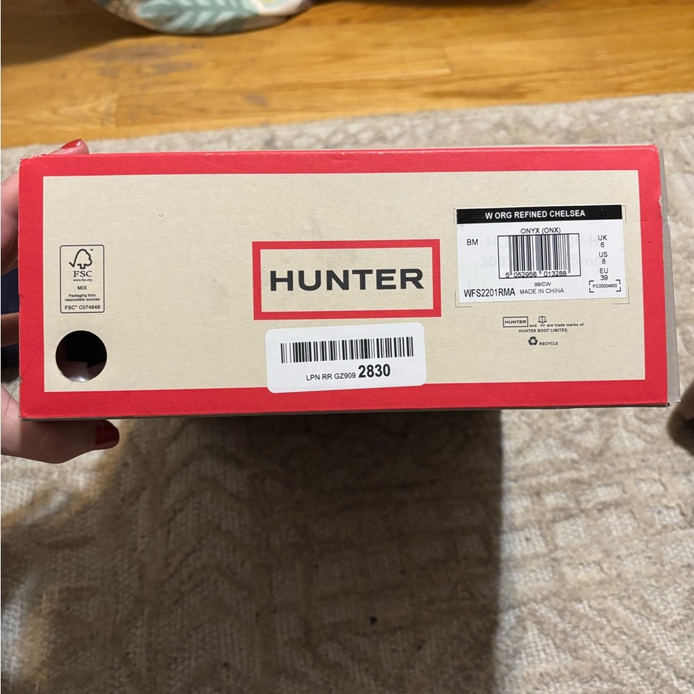 Hunter Onyx Original Refined Chelsea Boot - Picture 11 of 11